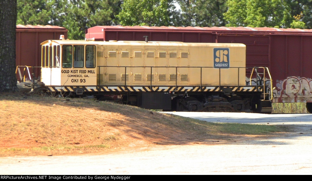 GKLX 93 @ the Gold Kist Feed Mill